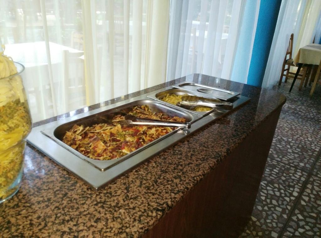 Diana Hotel Golden Sands Ngoại thất bức ảnh